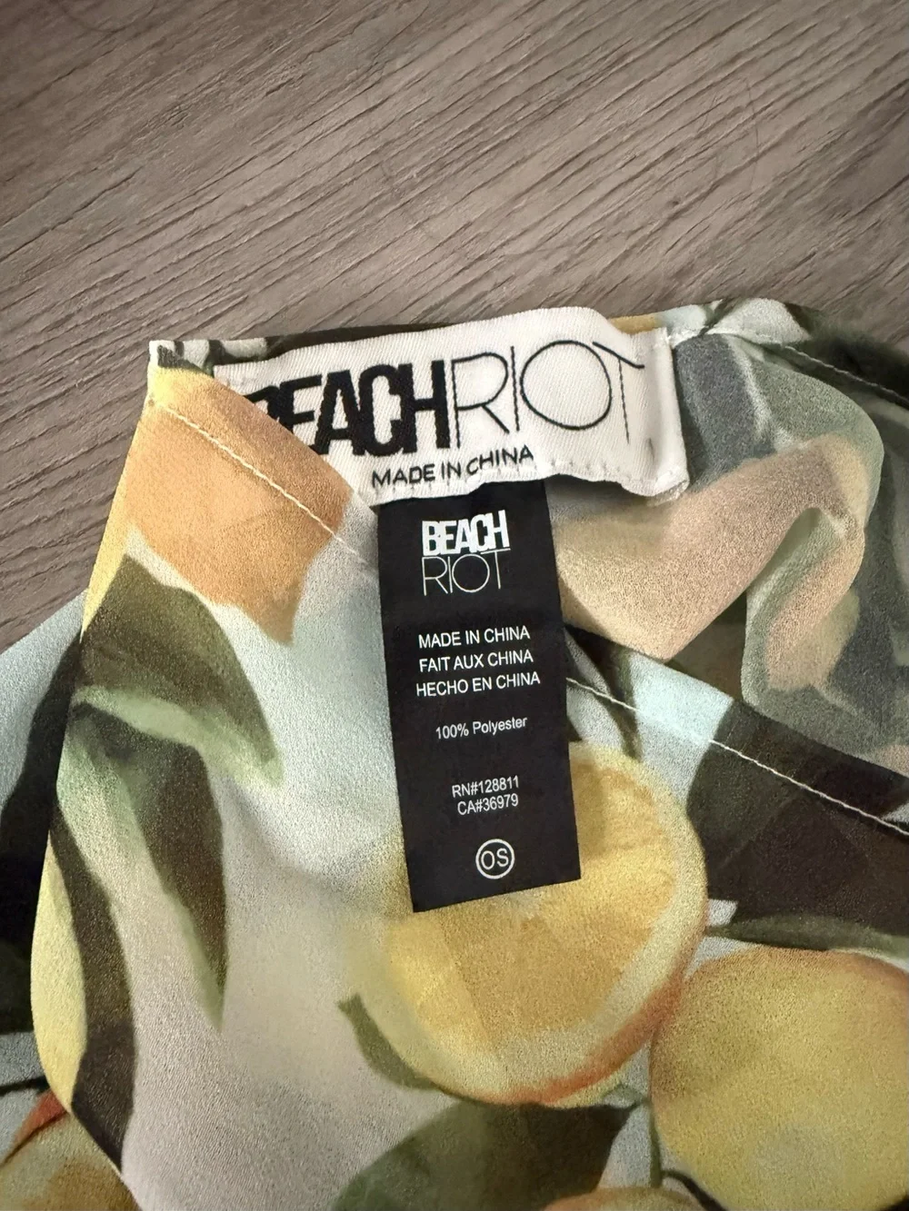 ❤️ Beach Riot Lemon Print Swim Sarong Set in Yellow, White, and Green
